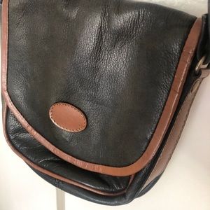 Vintage Authentic Leather Crossbody Adjustable Purse w/ Snap Closure
